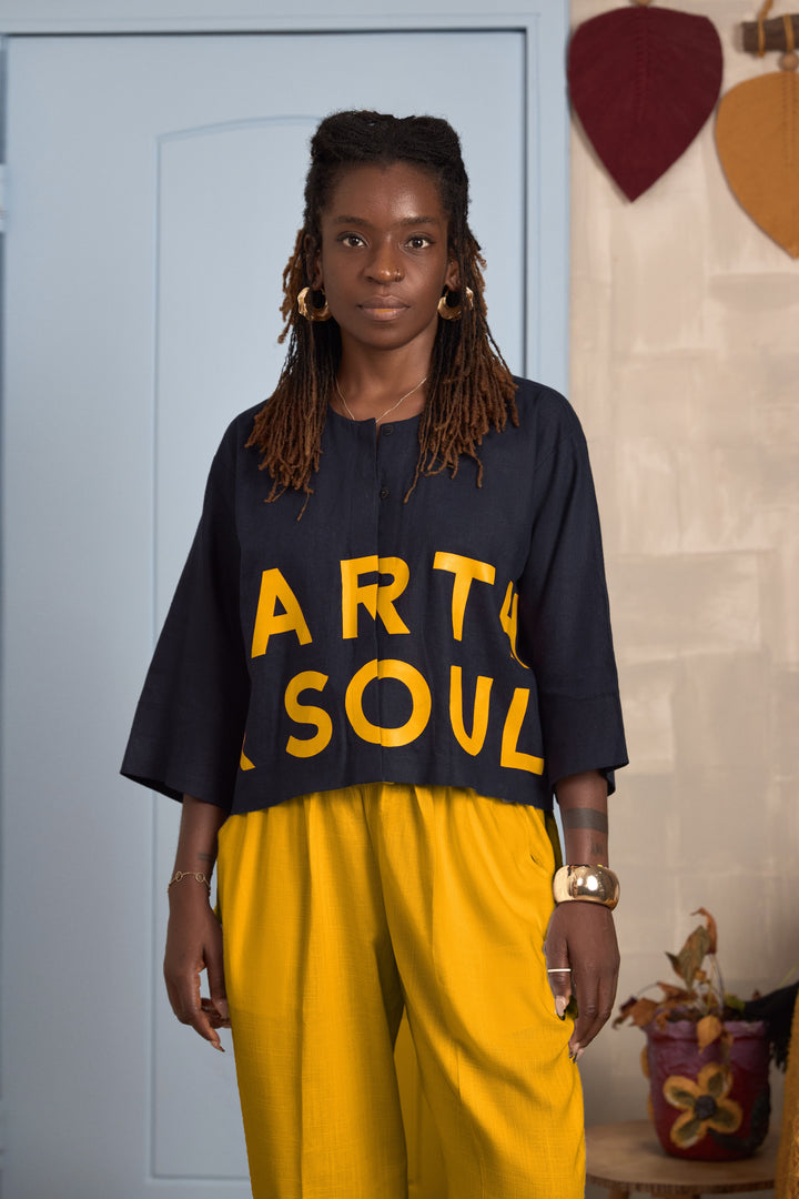 Collarless Signature Crop Top